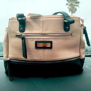 Jaclyn Smith pink and black purse handbag new without tags